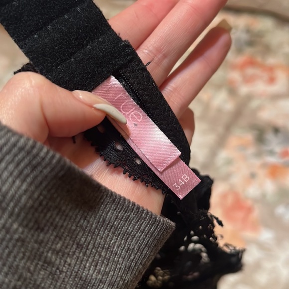 B cup bra bundle - Picture 11 of 14